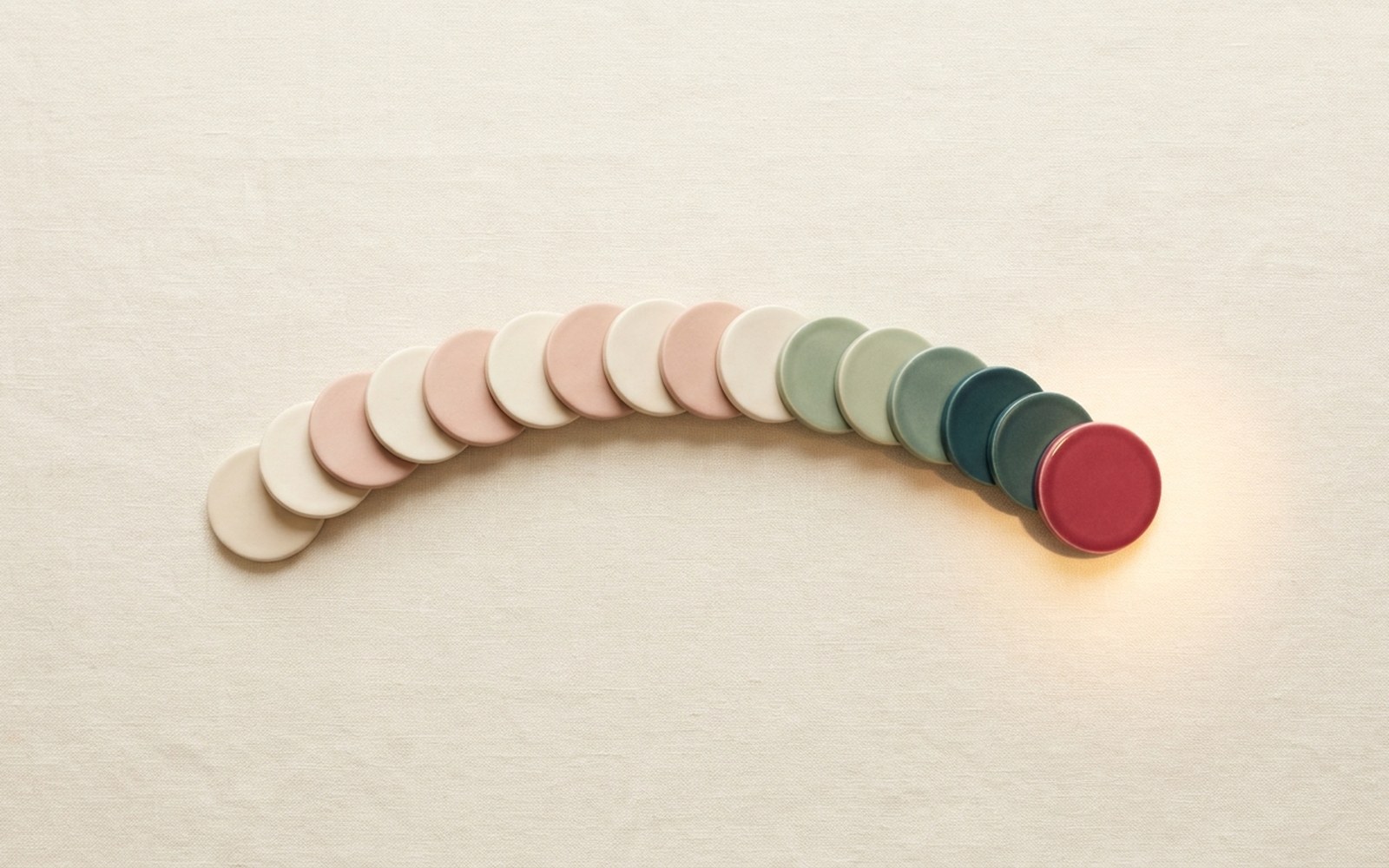 Editorial illustration of a monthly cycle with the fertile window highlighted